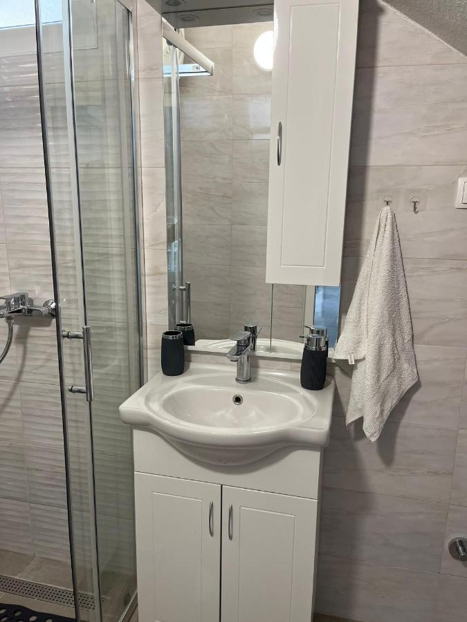 Deluxe Summer Breeze Baska Voda Ngoại thất bức ảnh